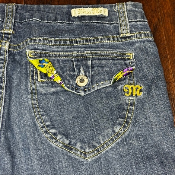 Miss Me Wide Leg Flare Jeans JP4480 Geneva Vintage Y2K Flap Back Pockets 29 GUC - Picture 10 of 15